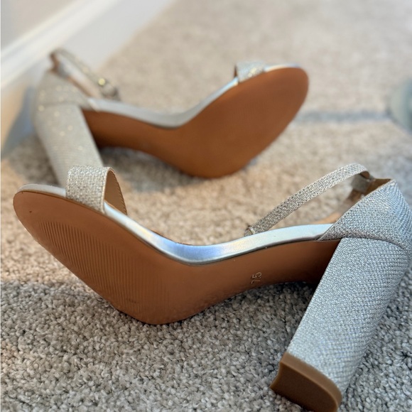 Silver Sparkly Ankle Strap Heels – Size 7.5 - Picture 5 of 8